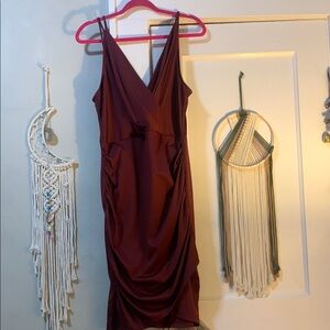 Elegant Burgundy Sleeveless Dress